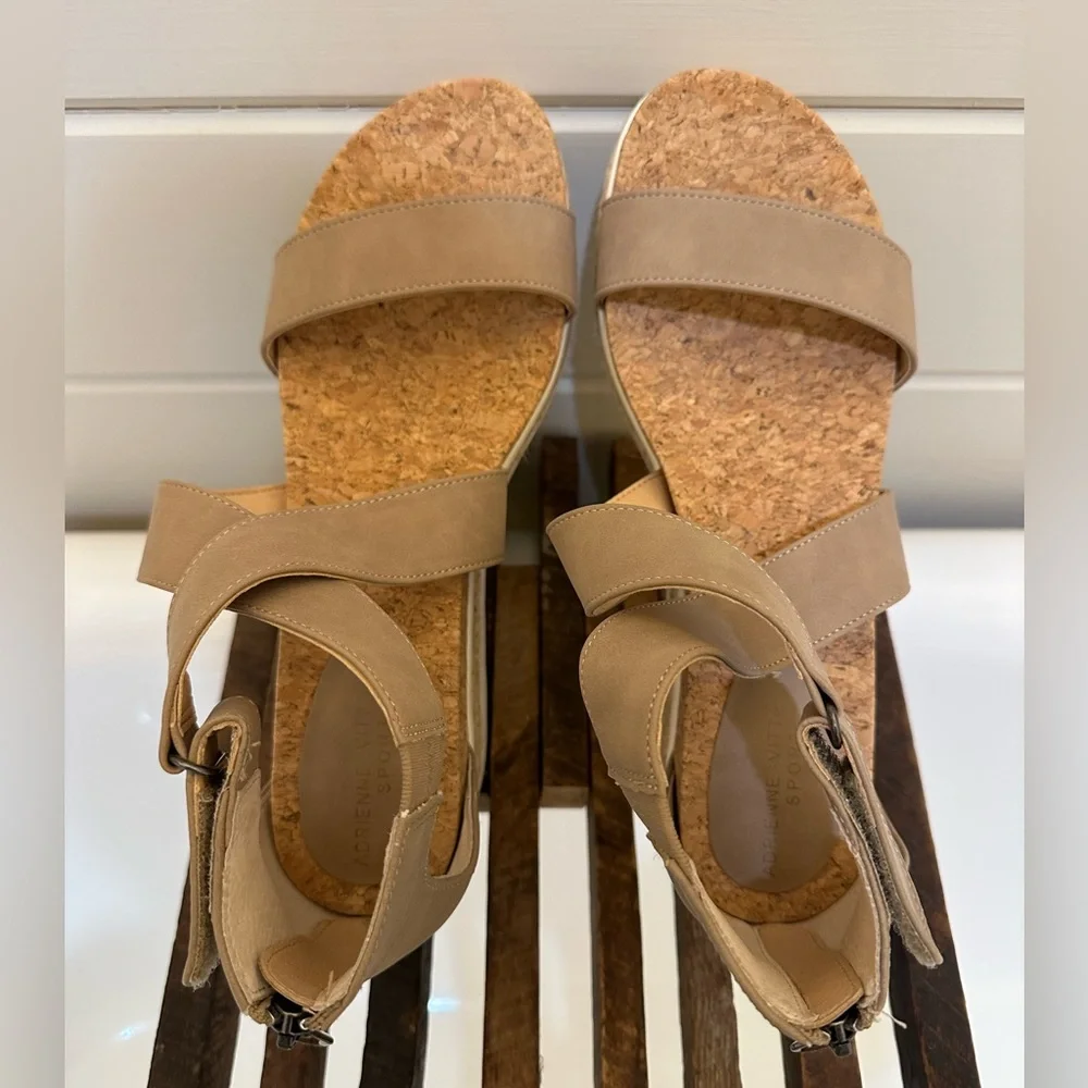 Adrienne Vittadini Sport Cape Ann Taupe Wedge Sandals - Picture 6 of 6